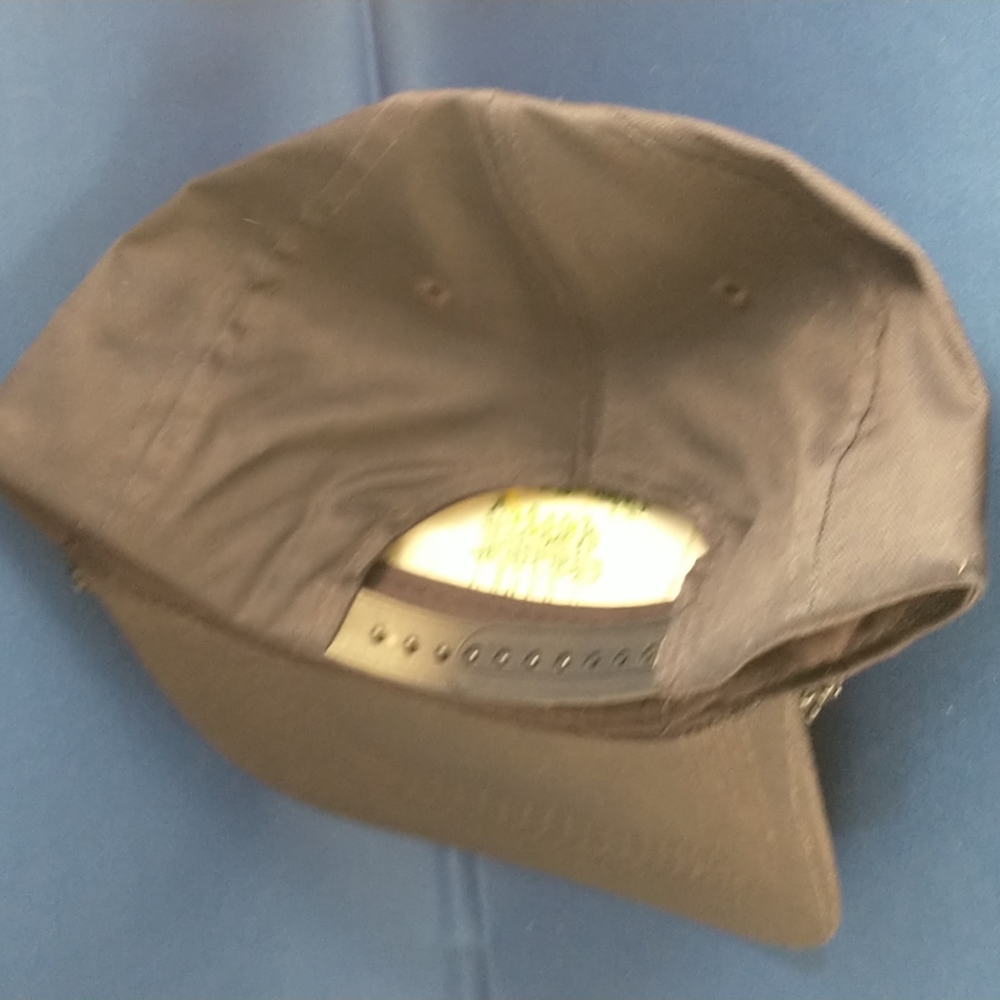Hat/Cap - Picture 2 of 3